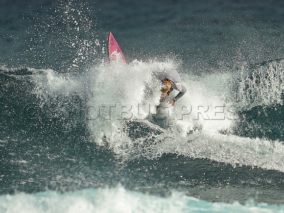 Wes Shaw Surfing 20240907 -214166