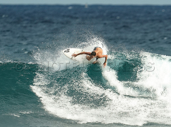 Wes Shaw Surfing 20240906 -213074