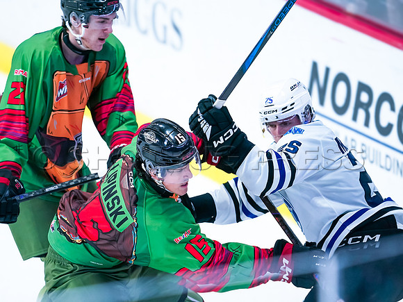 Wes Shaw- Wenanchee Wild at Vancouver Giants -305431_