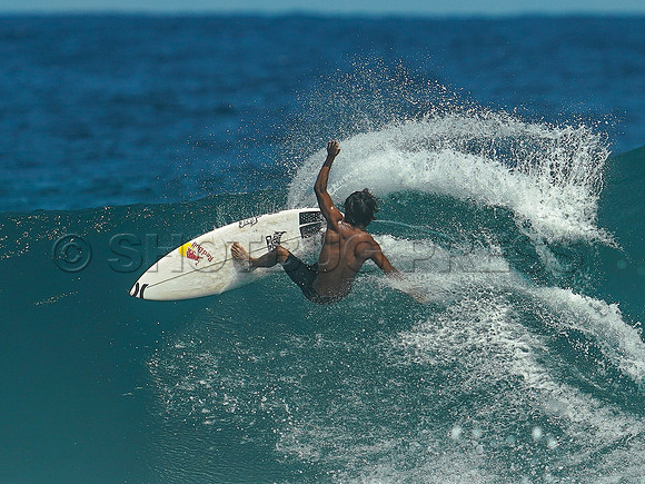 Wes Shaw Surfing 20240910 -217076