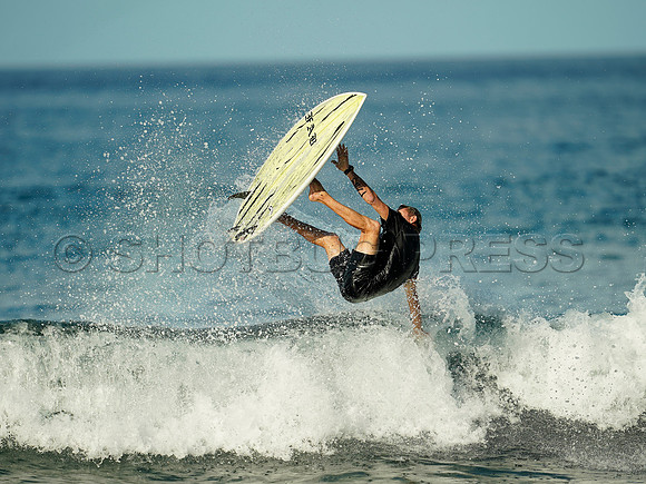 Wes Shaw Maui Surfing 20240714 -181722