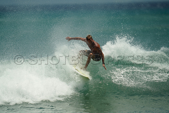 Wes Shaw Maui Surfing 20240714 -179940