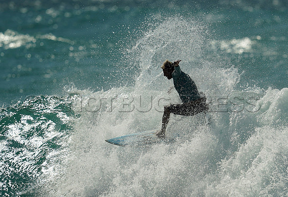 Wes Shaw Surfing 20240905 -209711