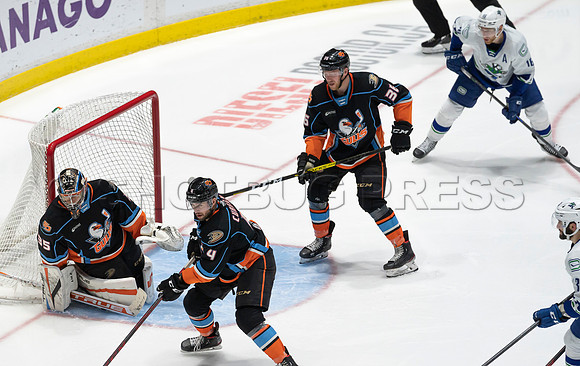 Abbotsford Canucks defeat San Diego Gulls 4-2 on Sunday, Jan 23, 2022 at Abbotsford Centre.