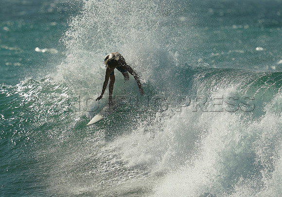 Wes Shaw Surfing 20240905 -210413