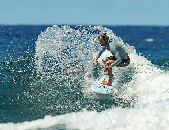 Wes Shaw Surfing 20240908 -215609