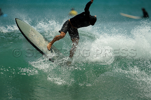 Wes Shaw Maui Surfing 20240714 -179904