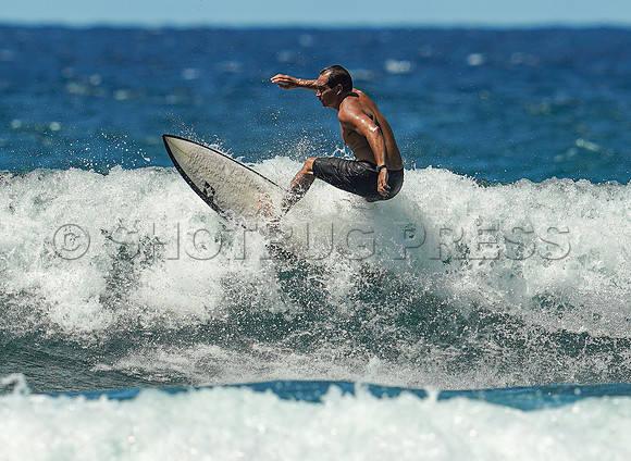 Wes Shaw Surfing 20240908 -215561
