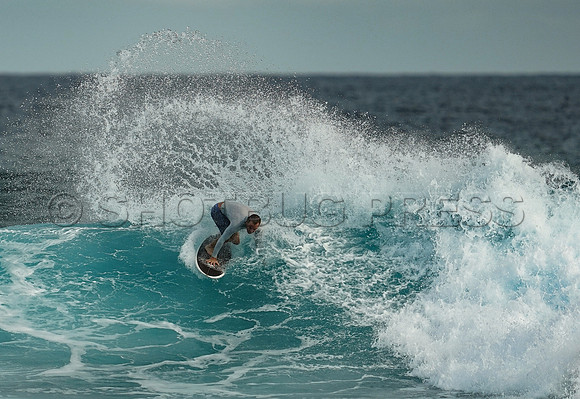 Wes Shaw Surfing 20240906 -212665
