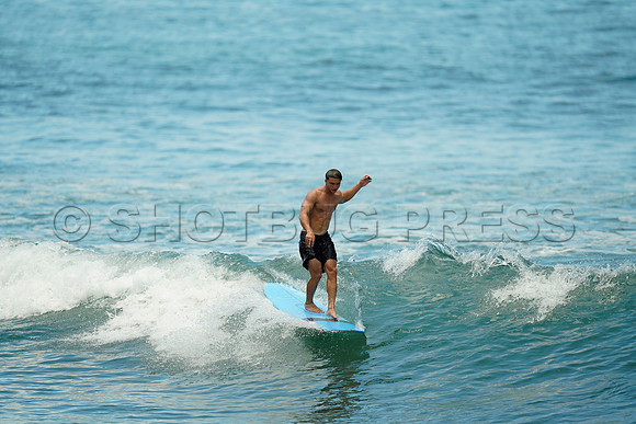 Wes Shaw Maui Surfing 20240714 -179456