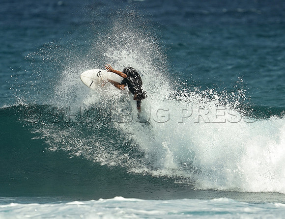 Wes Shaw Surfing 20240906 -212865