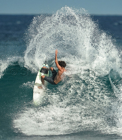 Wes Shaw Surfing 20240906 -212828