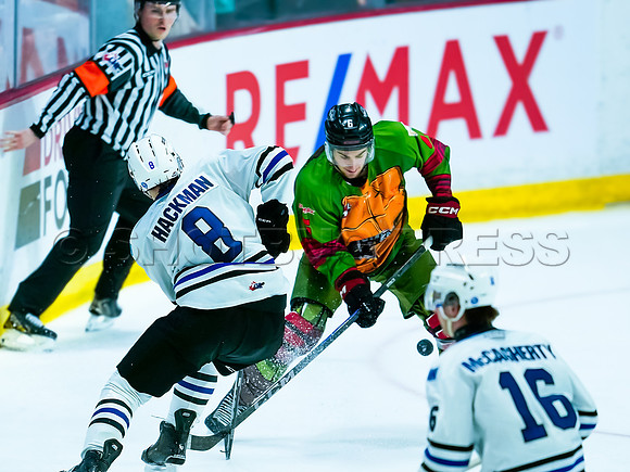 Wes Shaw- Wenanchee Wild at Vancouver Giants -305474_