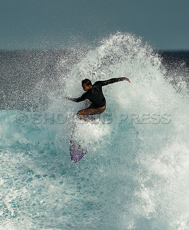 Wes Shaw Surfing 20240906 -212770