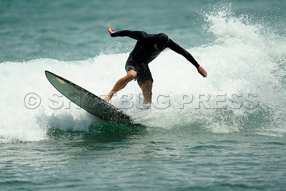 Wes Shaw Maui Surfing 20240714 -179959