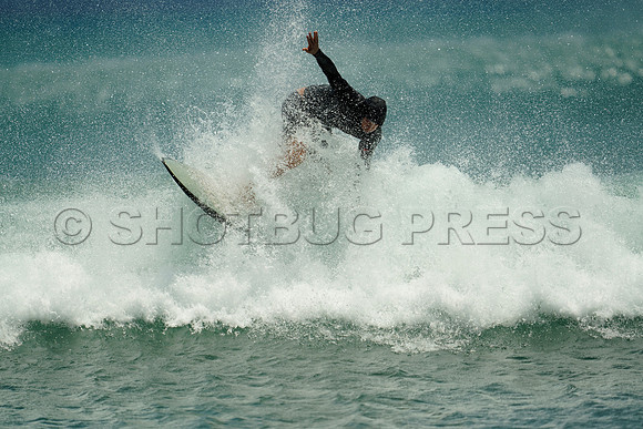 Wes Shaw Maui Surfing 20240714 -179813