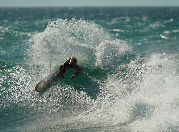 Wes Shaw Surfing 20240905 -210131