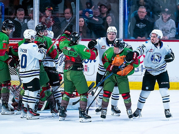 Wes Shaw- Wenanchee Wild at Vancouver Giants -305380_