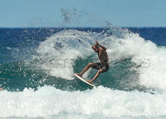 Wes Shaw Surfing 20240908 -215468