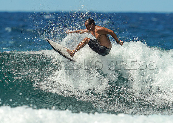 Wes Shaw Surfing 20240908 -215646
