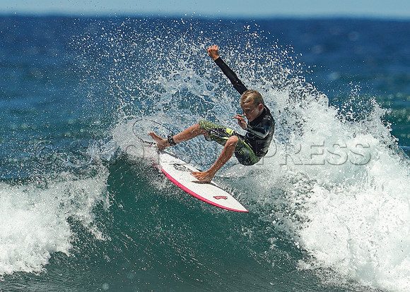 Wes Shaw Surfing 20240908 -215462