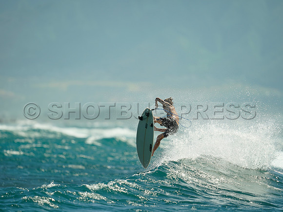 Wes Shaw Maui Surfing 20240707 -180626