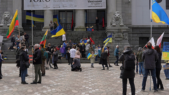 Sun, Mar 27, 2022 Stand with Ukraine Rally at the Vancouver Art Gallery