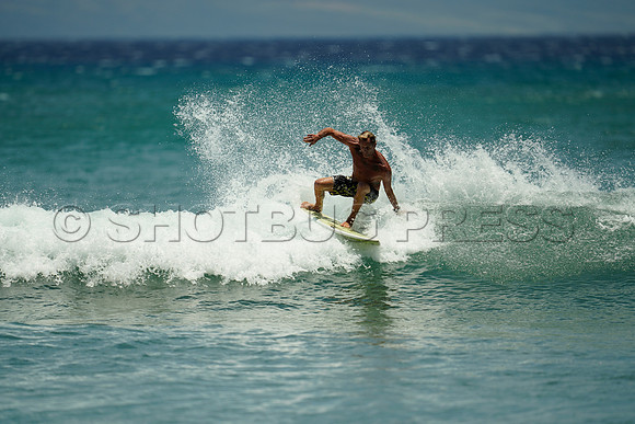 Wes Shaw Maui Surfing 20240714 -179860