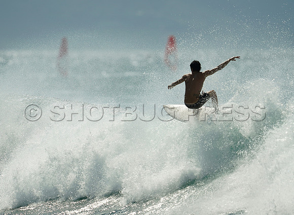 Wes Shaw Surfing 20240905 -209164
