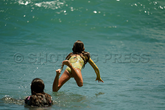 Wes Shaw Maui Surfing 20240714 -179907