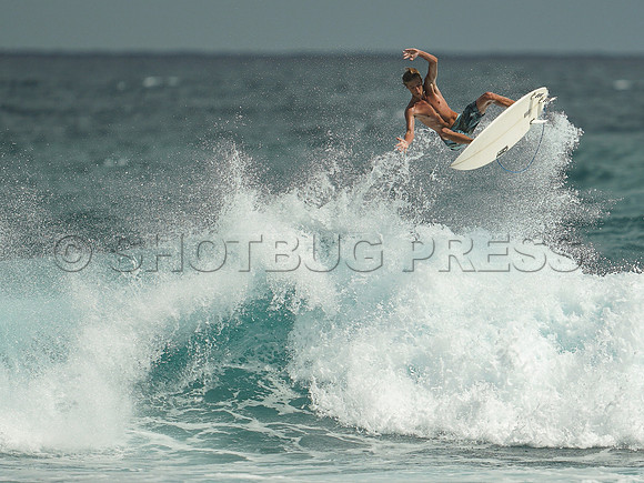 Wes Shaw Surfing 20240907 -214861